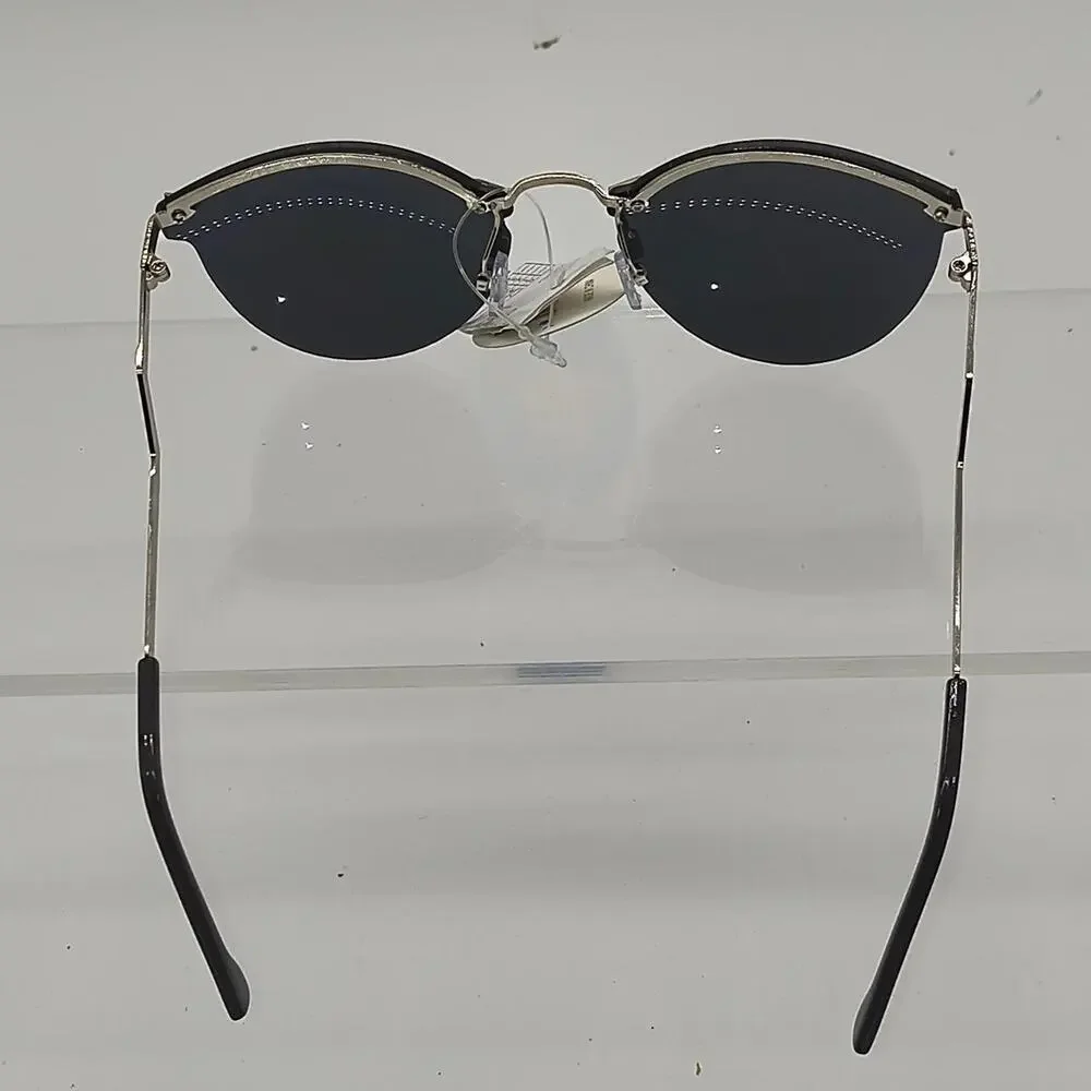 Silver metal frame sunglasses with